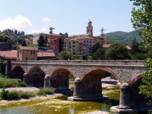 800px-Busalla-panorama_e_ponte2